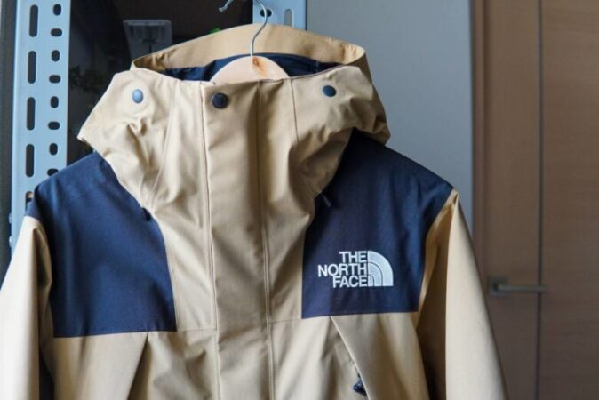 【大人気!】The North Face マウンテンジャケット　Lサイズ