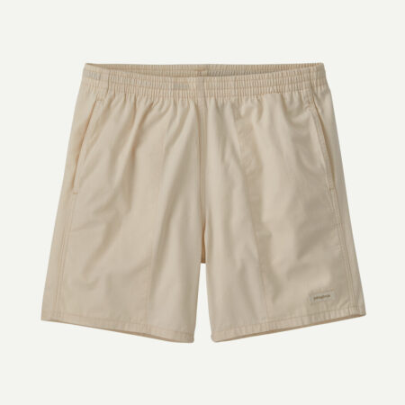 パタゴニア ファンホッガーズ・コットン・ショーツ 6インチ（Undyed Natural）前面画像・コットン素材のショートパンツ